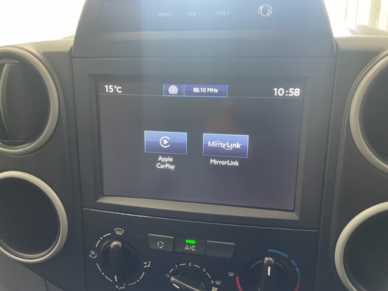PEUGEOT PARTNER