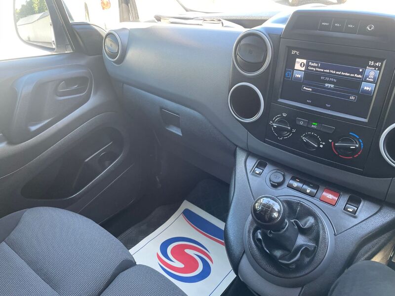 PEUGEOT PARTNER