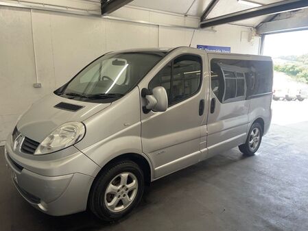 RENAULT TRAFIC SL27 SPORT DCI QUICKSHIFT