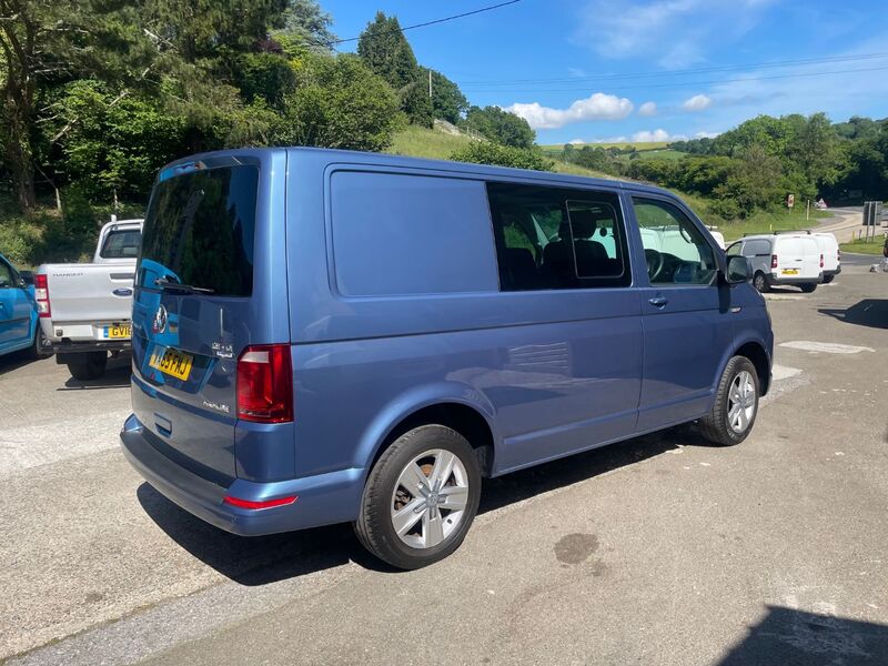 VOLKSWAGEN TRANSPORTER