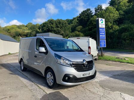 RENAULT TRAFIC SL27 SPORT NAV DCI