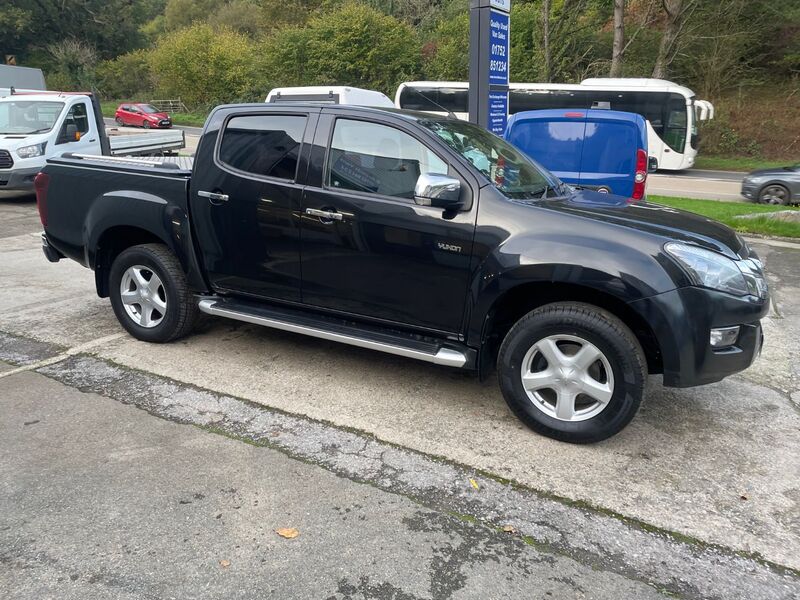 ISUZU D-MAX